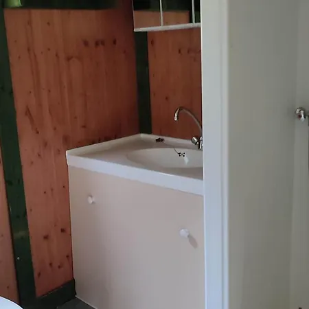 Campsite Avec Terrasse - 6 Pers. - Api-1-52-2030