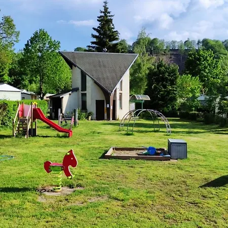 Avec Terrasse - 6 Pers. - Api-1-52-2030 Campsite *