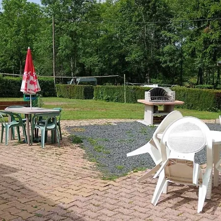 Avec Terrasse - 6 Pers. - Api-1-52-2030 Campsite