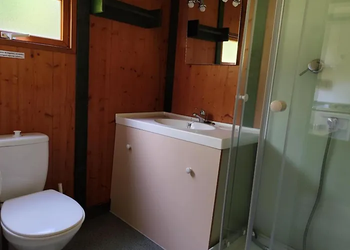 Avec Terrasse - 6 Pers. - Api-1-52-2030