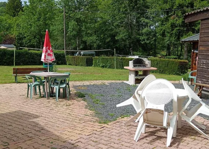 Avec Terrasse - 6 Pers. - Api-1-52-2030 Campsite