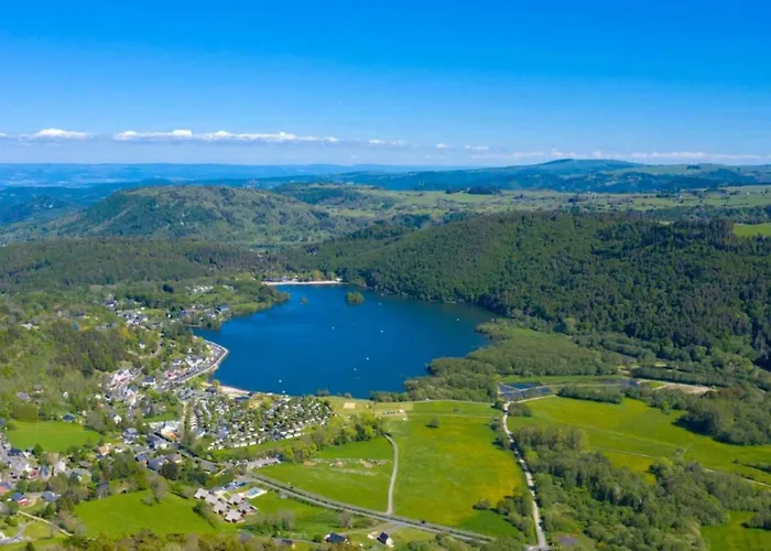 Avec Terrasse - 6 Pers. - Api-1-52-2030 Campsite